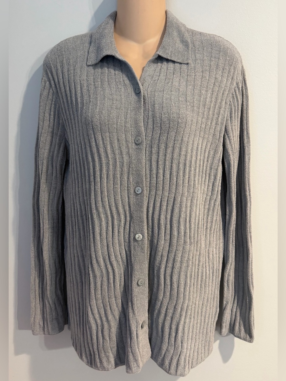 BAREFOOT DREAMS COZYCHIC Ultra Lite Wave Shirt Gray Button Front size XS/S